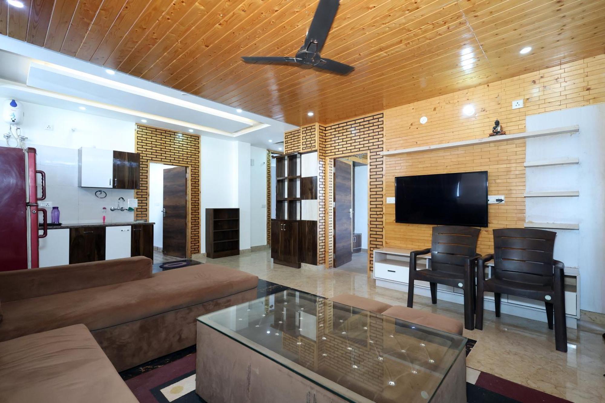 Cozy Heavenn 2Bhk I Kasauli I Mountain View 93O68I282O Apartman Kültér fotó